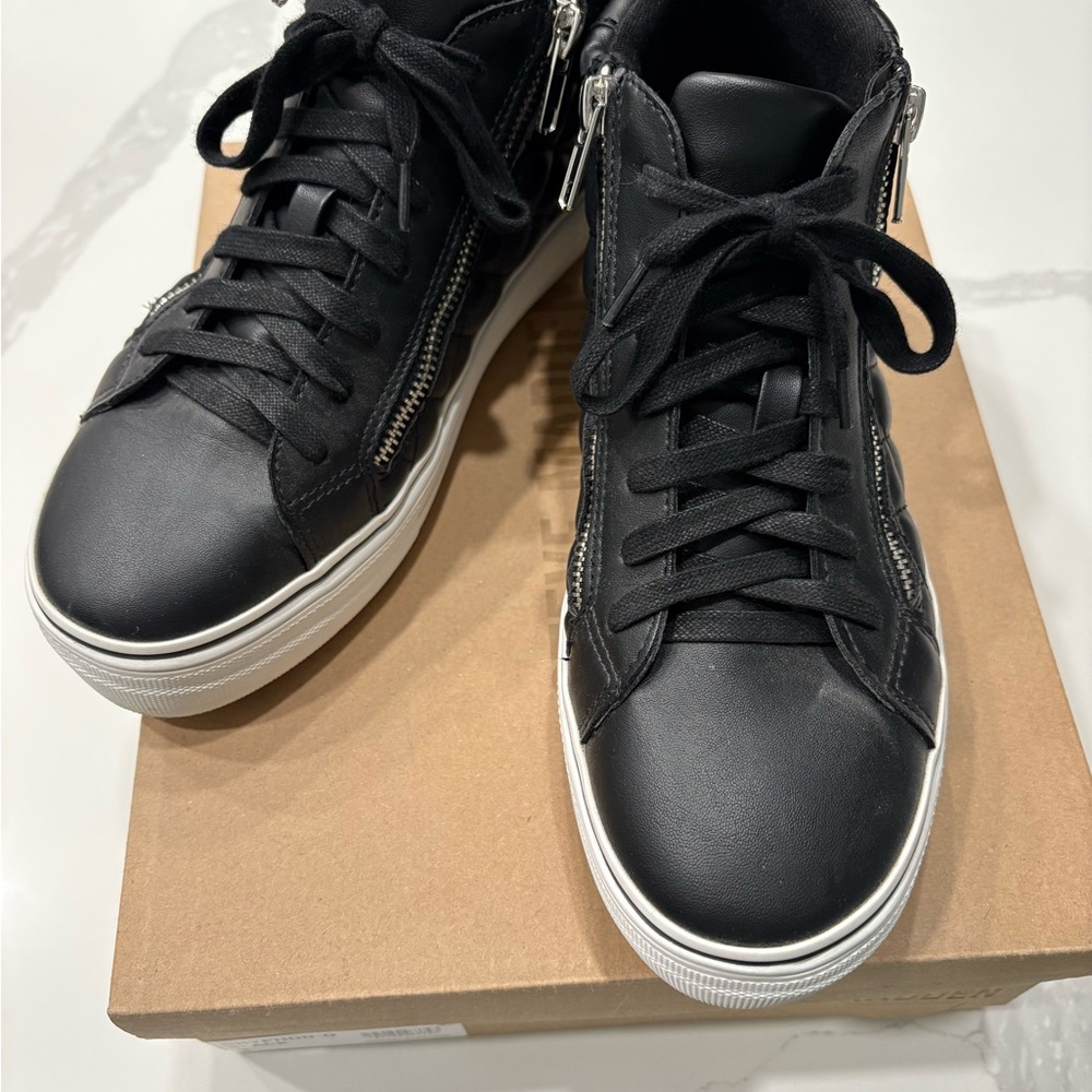 Steve Madden Black High-Top Sneakers with Smooth Material and White Sole